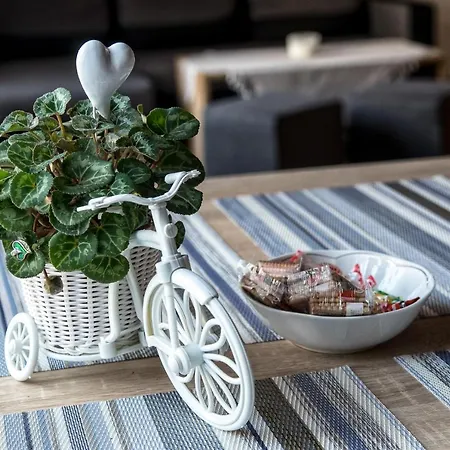 Apartman Na Zloncu Ratulow