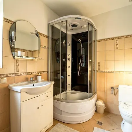 Na Zloncu Apartman *