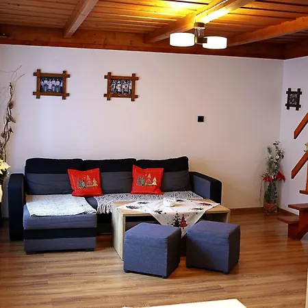 Na Zloncu アパート *